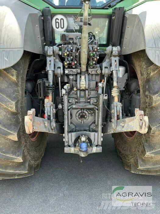 Fendt 933 VARIO SCR Traktory