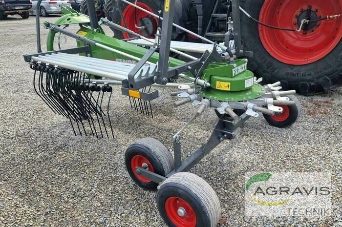 Fendt FORMER 456 DN Obraceče a shrabovače sena