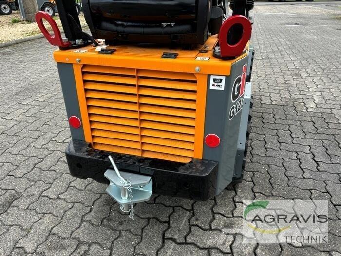GiANT G1200 Kolové nakladače