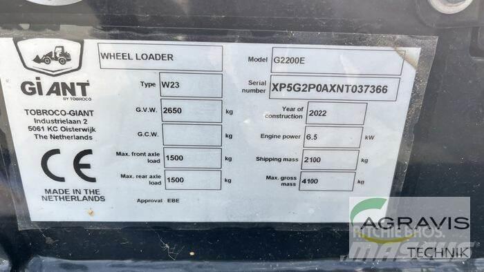 GiANT G2200E Kolové nakladače