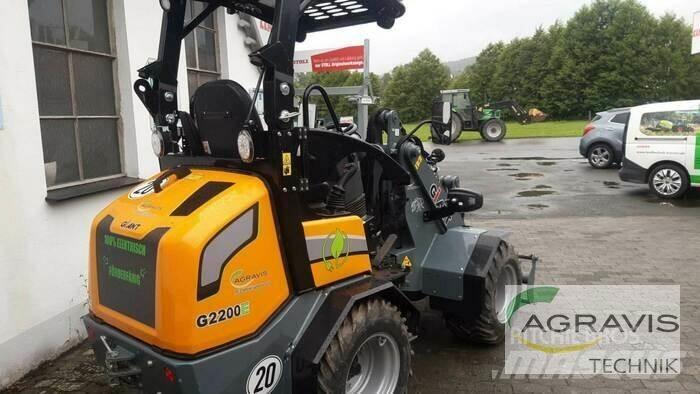 GiANT G2200E-3 Kolové nakladače