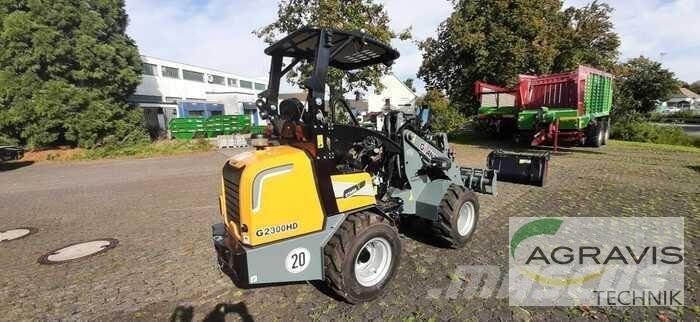 GiANT G2300 HD Kolové nakladače