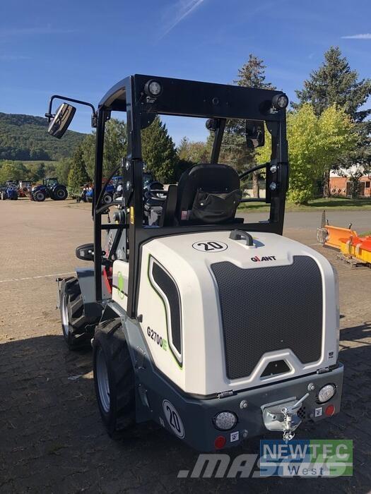 GiANT G2700 E Kolové nakladače