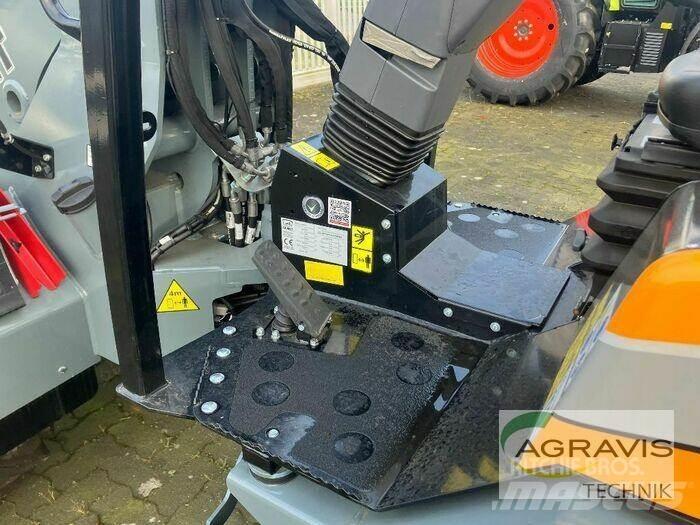 GiANT G3500 Kolové nakladače