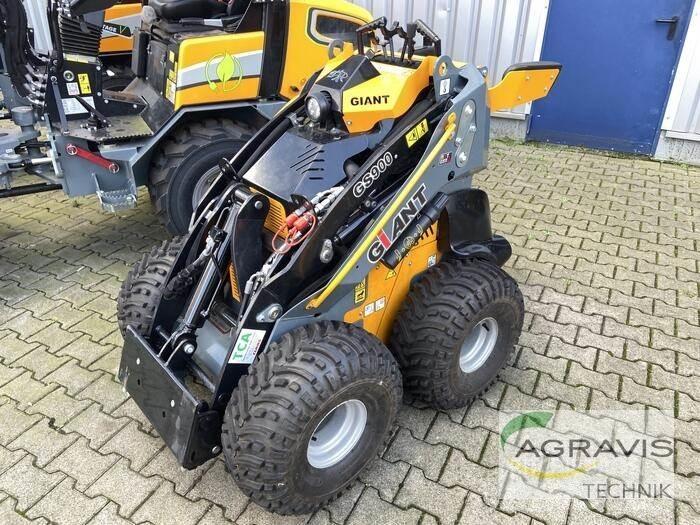 GiANT GS900 Kolové nakladače