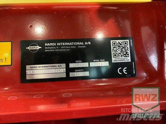 Hardi MASTER PRO 1200 Tažené postřikovače
