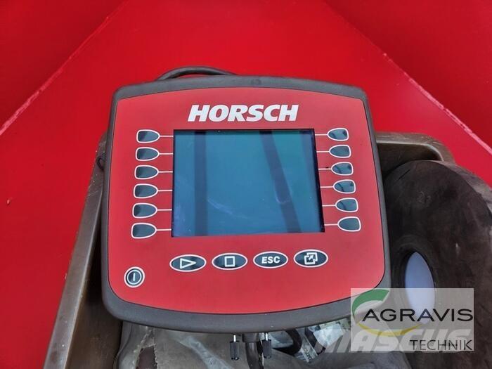 Horsch MAESTRO 12 CC Mechanické secí stroje