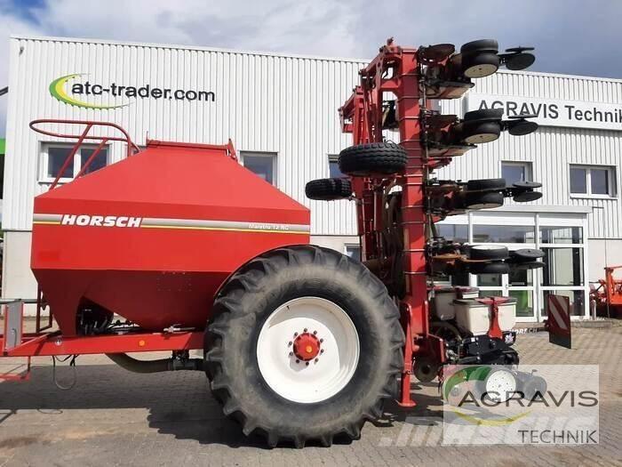 Horsch MAISTRO 12 RC Mechanické secí stroje