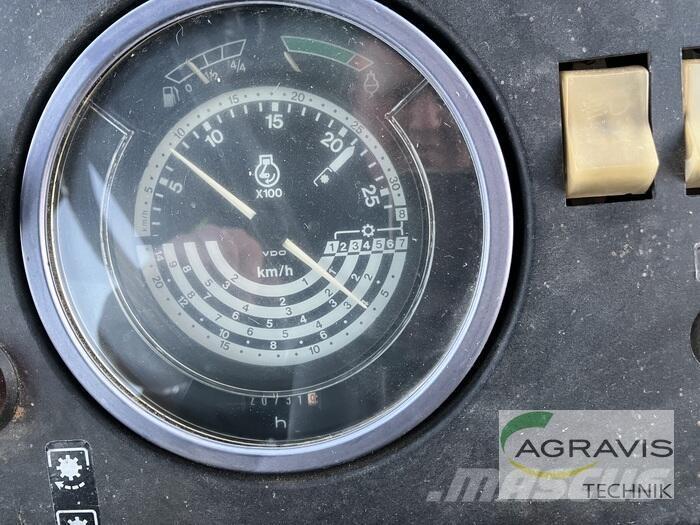 John Deere 2850 A Traktory