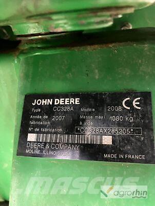 John Deere 328 A Žací stroje