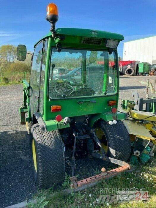 John Deere 4115 Kompaktní traktory