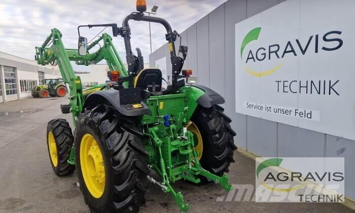 John Deere 5058 E Traktory
