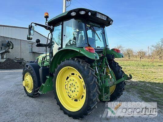 John Deere 5100R Traktory