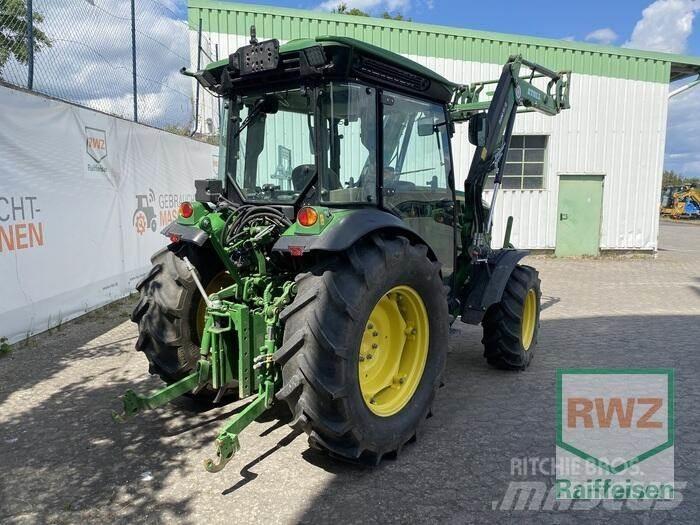 John Deere 5105 GF Traktory