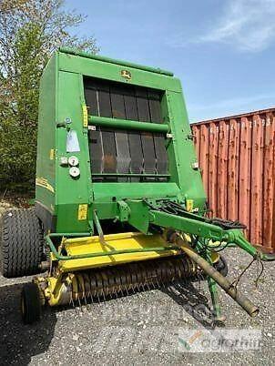 John Deere 592 MAXICUT Lis na válcové balíky