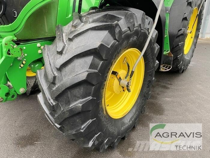 John Deere 6170 R Traktory