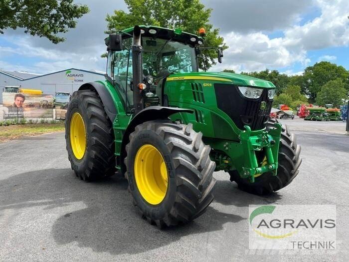 John Deere 6210 R Traktory