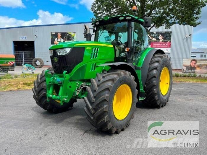 John Deere 6210 R Traktory