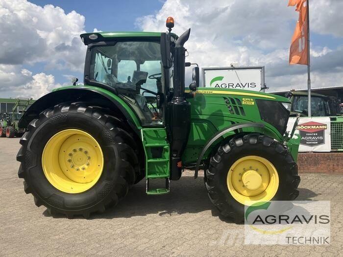 John Deere 6215 R Traktory