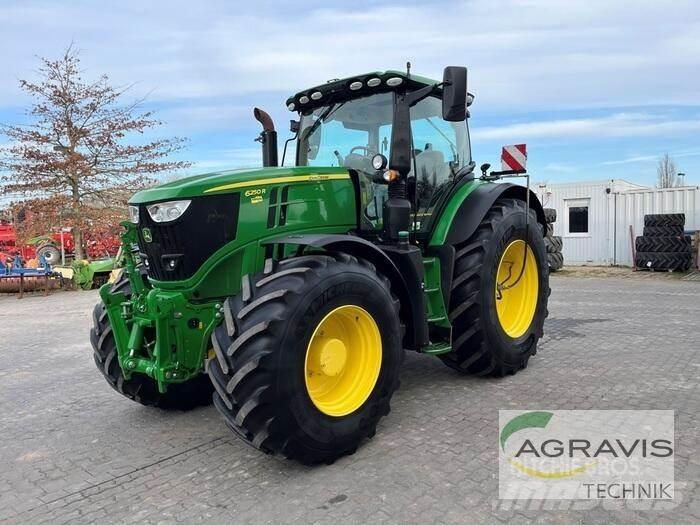 John Deere 6250 R Traktory