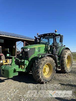 John Deere 6250R Traktory