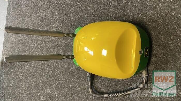 John Deere 6250R Traktory