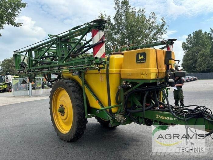 John Deere 632 Tažené postřikovače