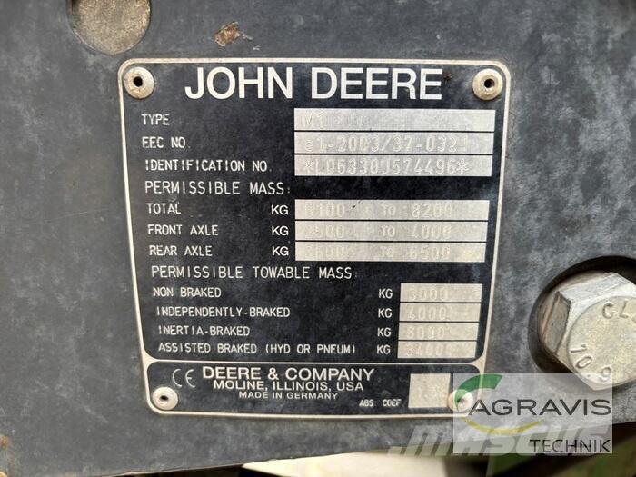 John Deere 6330 Traktory