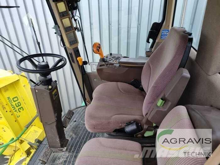 John Deere 7400 Samojízdné sekačky