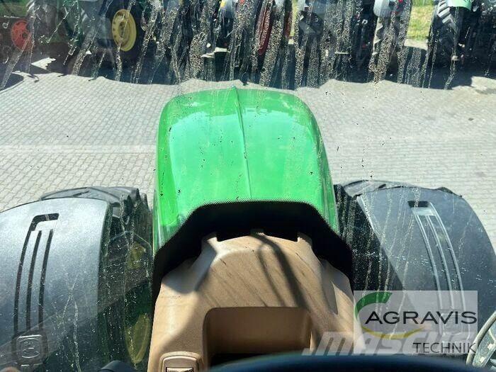 John Deere 7830 Traktory