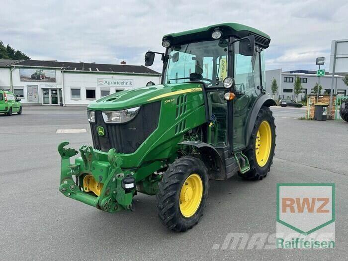 John Deere JD 5105 GN Traktory