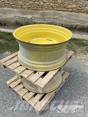 John Deere R38 + R28 Pneumatiky, kola a ráfky