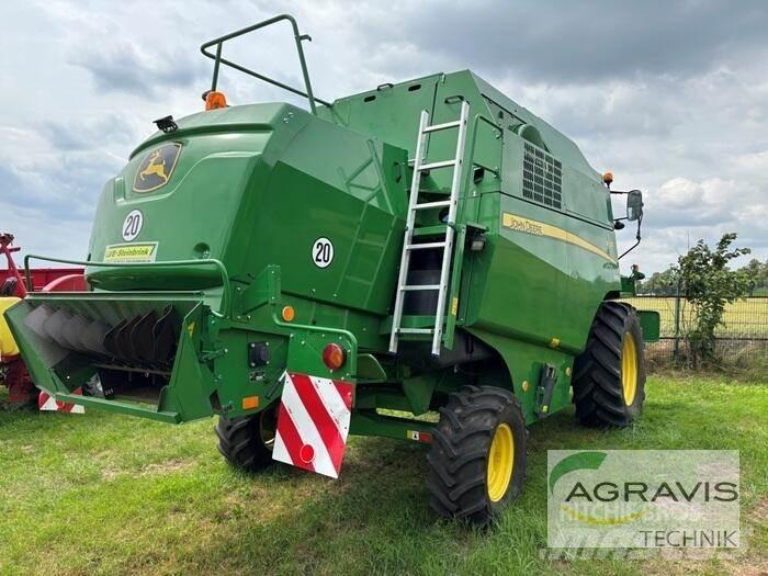 John Deere W 330 Sklízecí mlátičky
