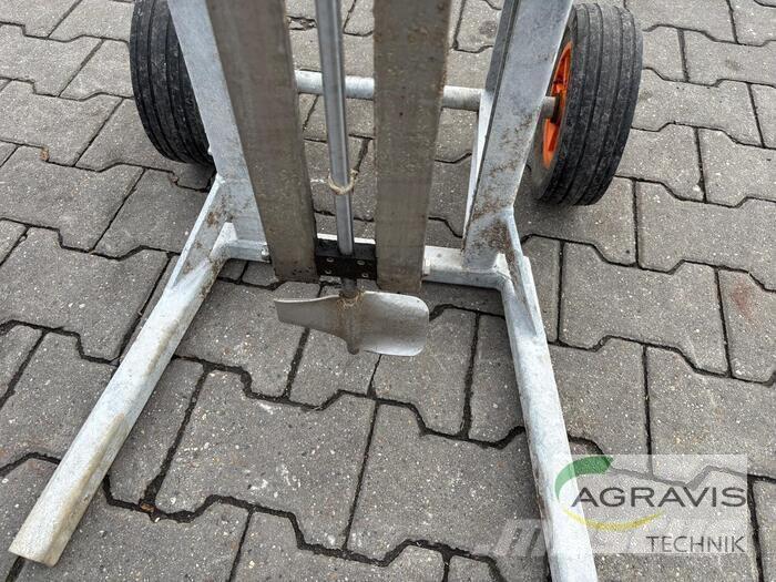  KBM GÜLLERÜHRWERK Další stroje a zařízení pro chov zemědělských zvířat