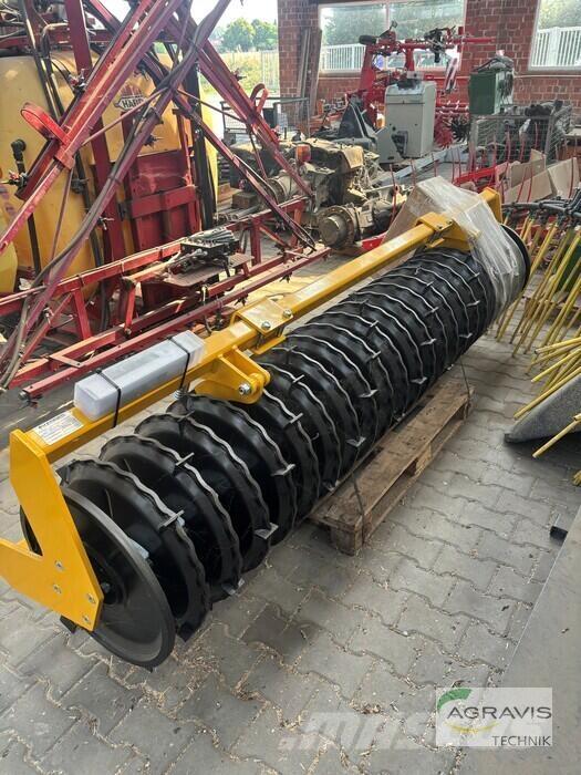 Kerner CW 550/300 Válce