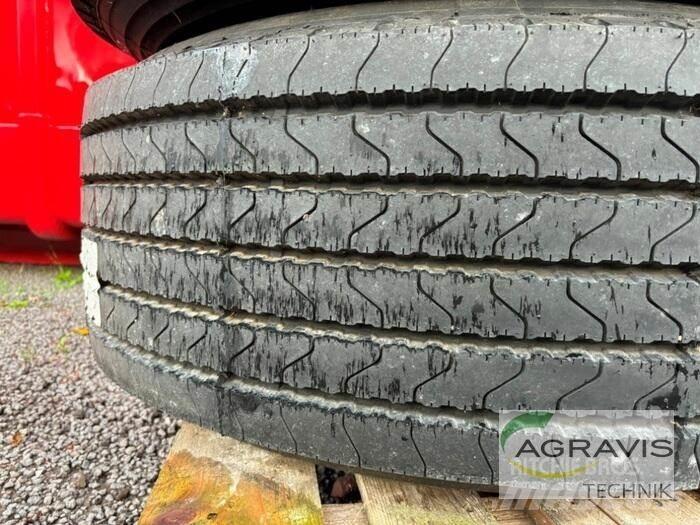  KR 425/65 R 22,5 Pneumatiky, kola a ráfky