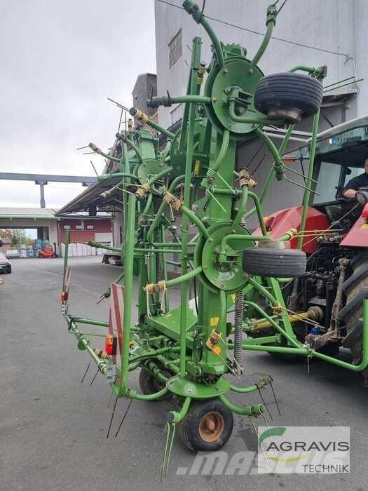 Krone KW 8.82 Obraceče a shrabovače sena