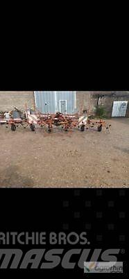 Kuhn 3F6301MH Obraceče a shrabovače sena