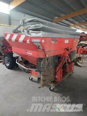 Kuhn Axis 20.1W Rozmetadlo minerálních hnojiv