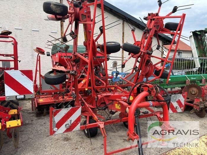 Kuhn GF 8501 MH Obraceče a shrabovače sena