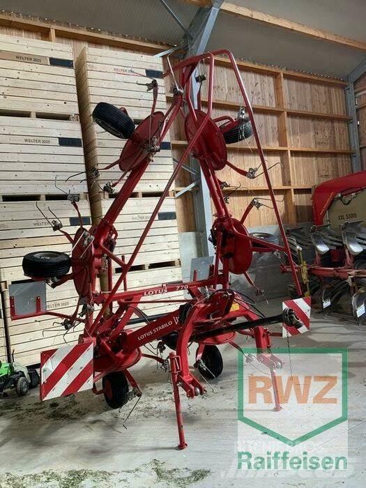 Lely Lotus 770 Obraceče a shrabovače sena