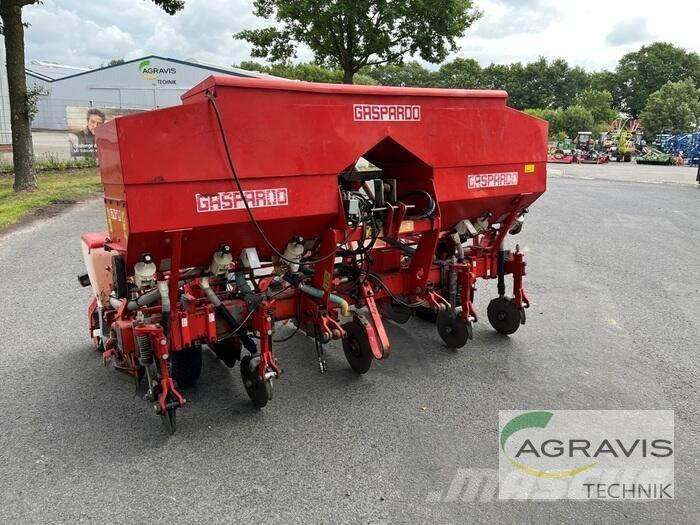 Maschio ST 300 Mechanické secí stroje
