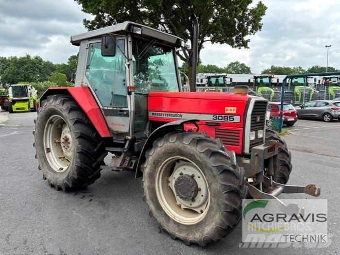 Massey Ferguson 3085 Traktory