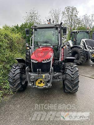 Massey Ferguson 3AL105 Traktory
