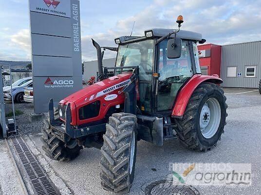 Massey Ferguson 5455 Traktory
