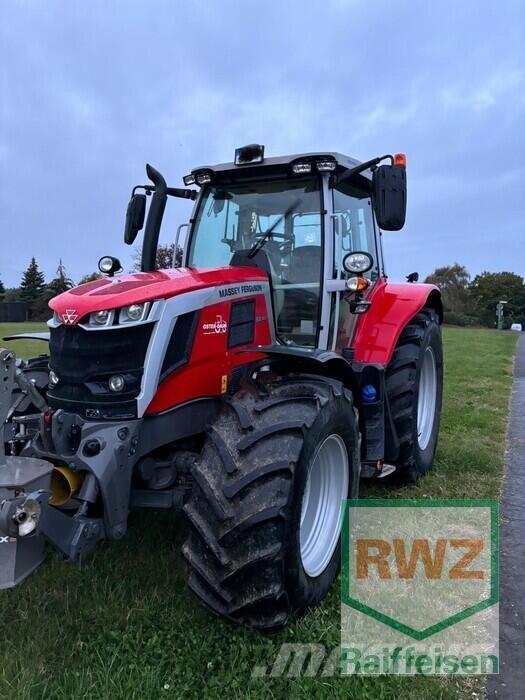 Massey Ferguson 6S 155 Traktory