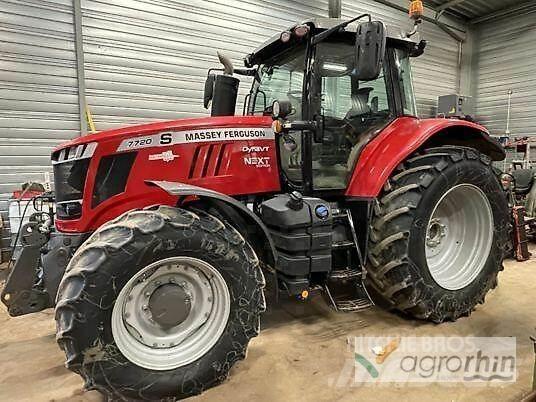 Massey Ferguson 7720S Traktory