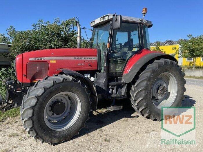 Massey Ferguson 8250-4 Traktory