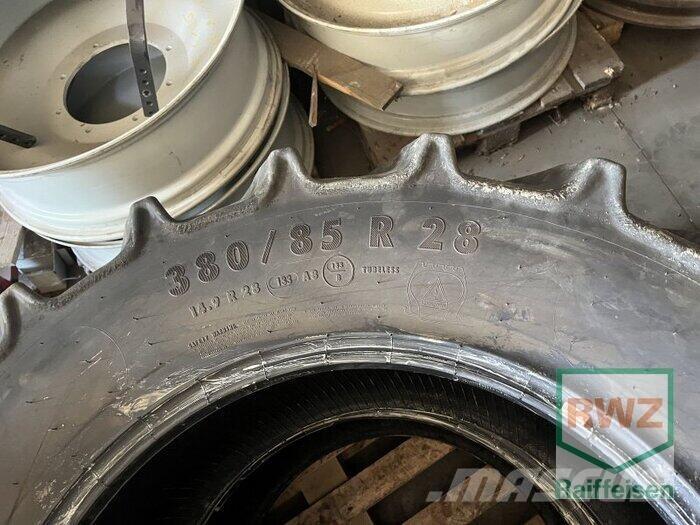 Mitas 380 85 28 Pneumatiky, kola a ráfky