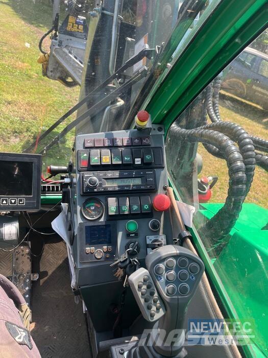 Neuson Forest 103HVT Vyvážecí traktory